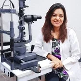 dr saumya saxena cornea cataract surgeon e1782422723901